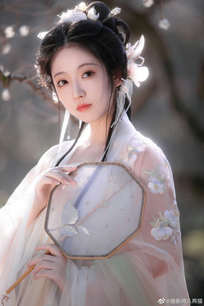 千与千寻 封面